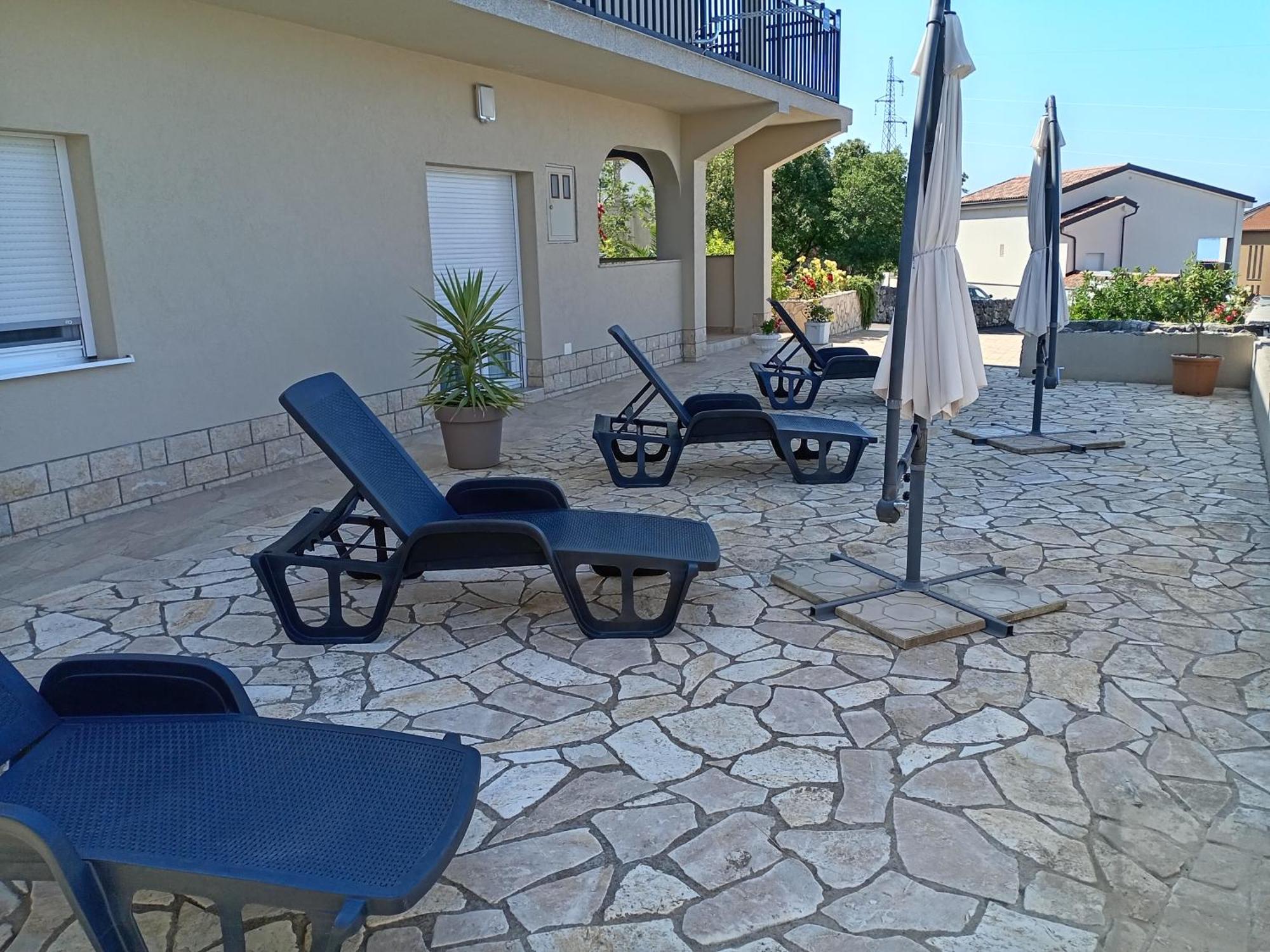 Apartmani Suzana Crikvenica Exterior photo